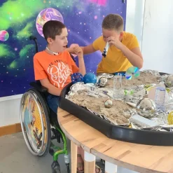 HOPTOYS Idees Cadeaux Pour Une Personne Avec Un Handicap Visuel*Bac D'Exploration
