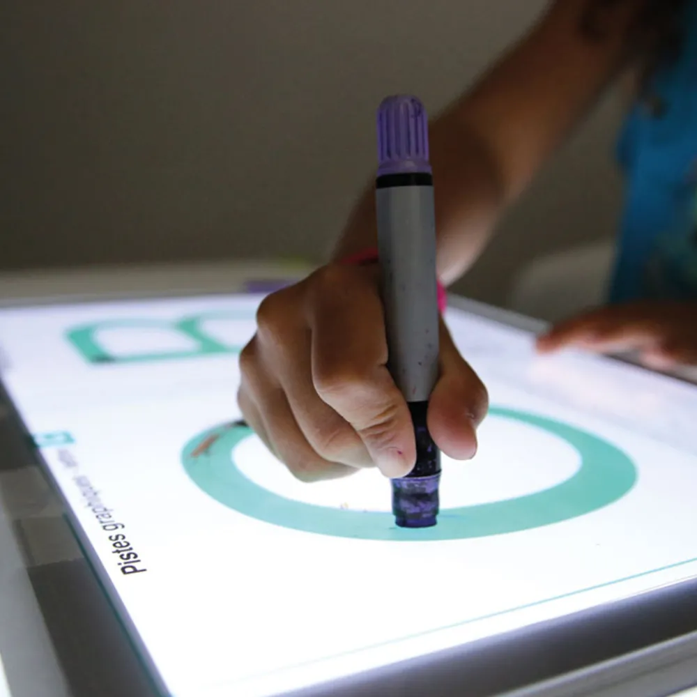 HOPTOYS Aides Motivationnelles, Recompenses, Renforcateurs<La Table Lumineuse Tickit