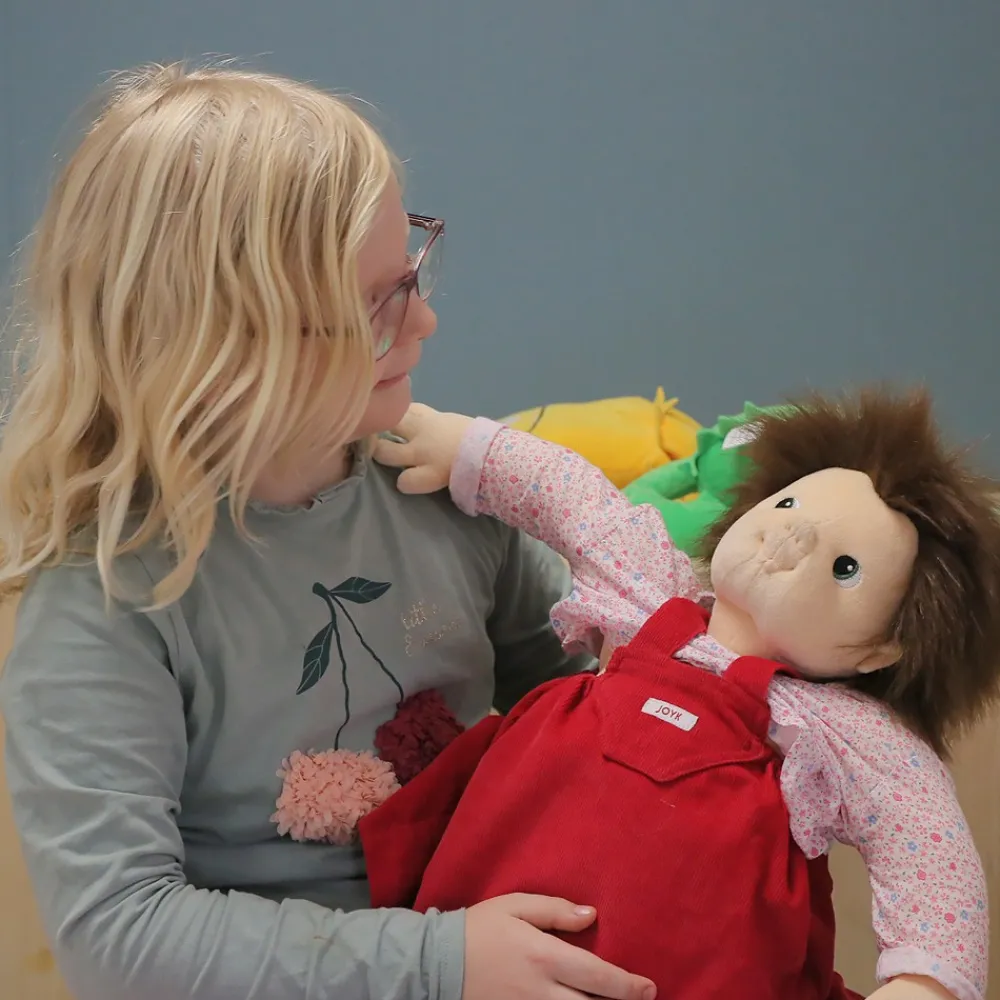 HOPTOYS Habiletés Sociales & Émotions*Poupee Empathie - Ingrid