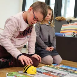 HOPTOYS Jeux Éducatifs*Robot Bee-Bot